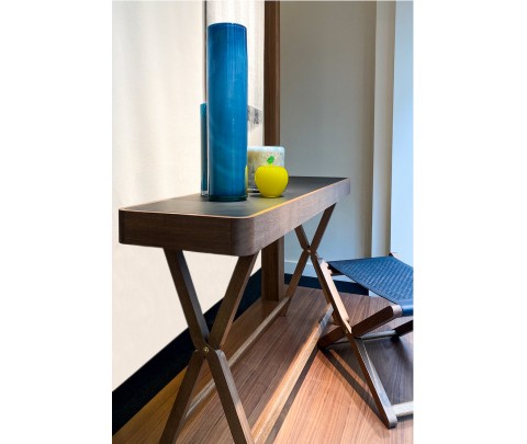 Console haut de gamme bois et cuir pleine fleur